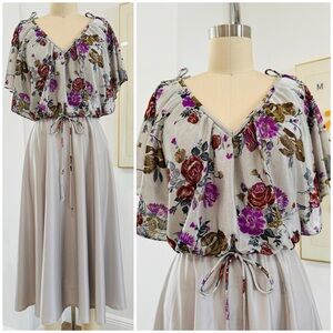 Vintage 70’s Floral Flowing Midi Dress